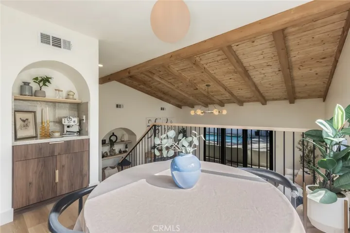 breakfast nook off kitchen
