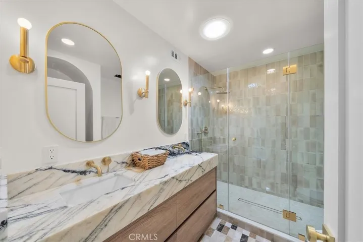 primary suite