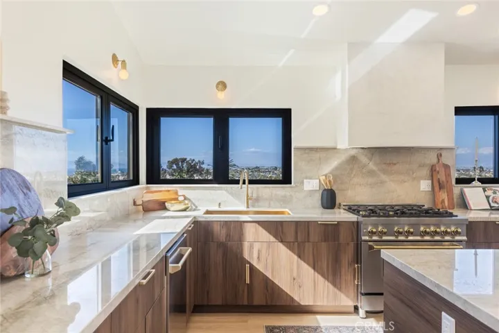 336 Via El Chico, Redondo Beach, California 90277