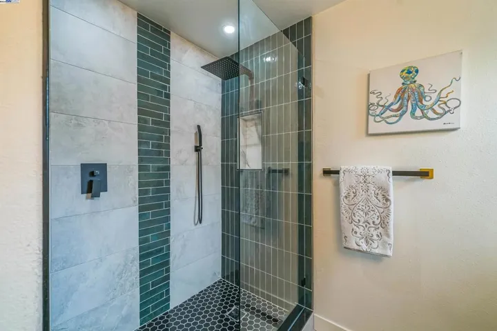 1182 Briarwood Way, Walnut Creek, California 94597