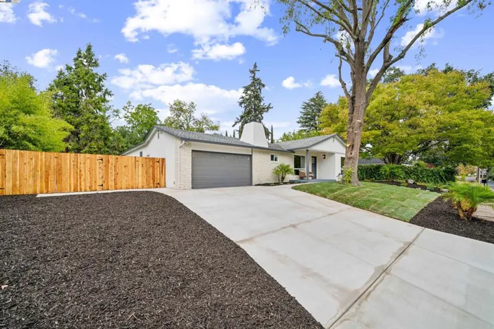 1182 Briarwood Way, Walnut Creek, California 94597