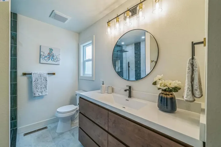 1182 Briarwood Way, Walnut Creek, California 94597
