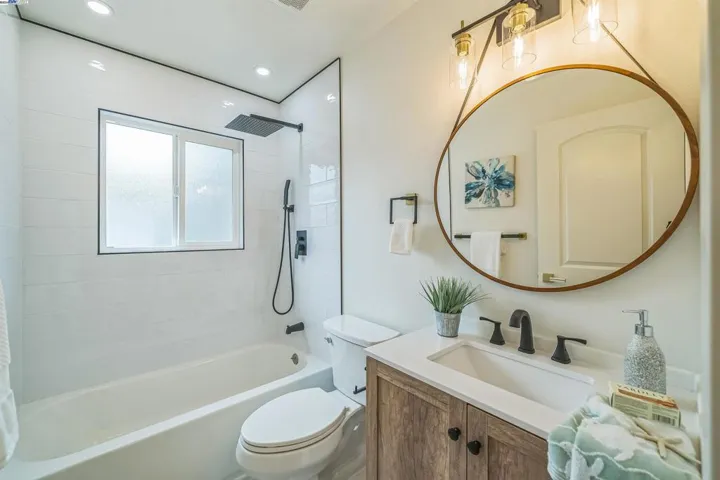 1182 Briarwood Way, Walnut Creek, California 94597