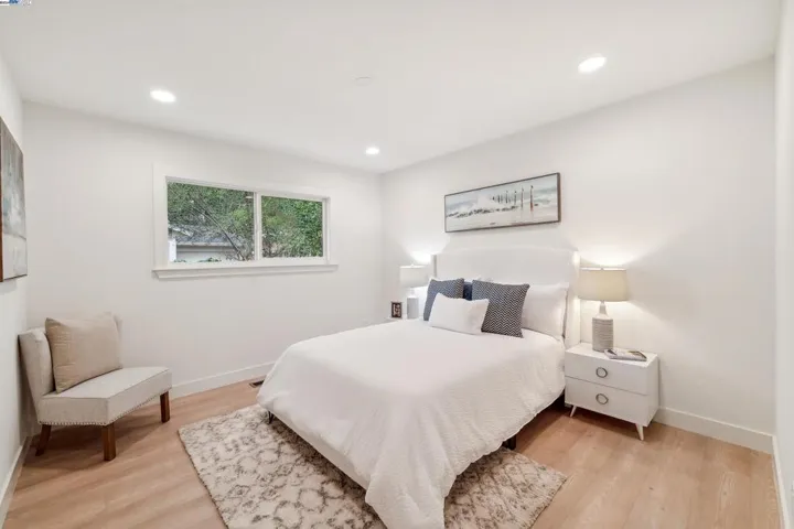1182 Briarwood Way, Walnut Creek, California 94597