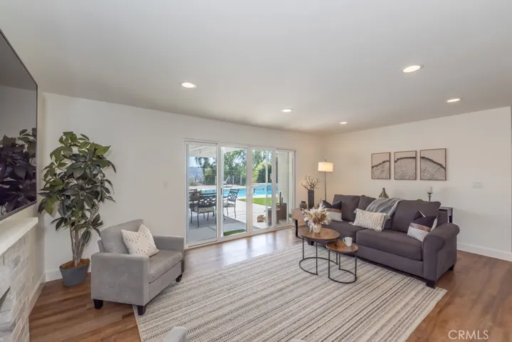 6561 Fairlynn, Yorba Linda, California 92886