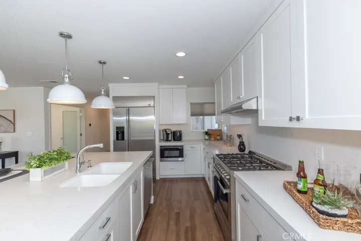 Chef's Oven & Built in Refrigerator