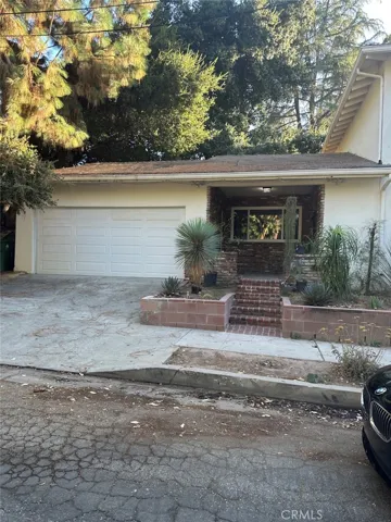 4713 Cardenas Avenue, Woodland Hills, California 91364