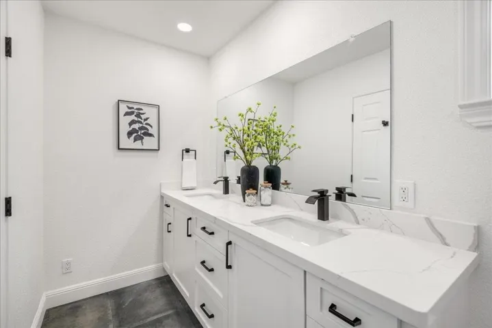14695 Murphy Avenue, San Martin, California 95046