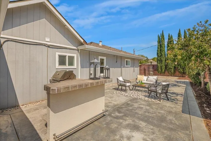 14695 Murphy Avenue, San Martin, California 95046