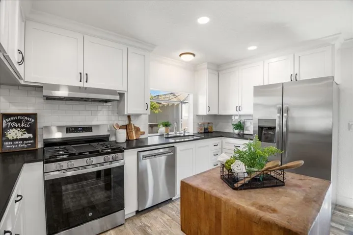 14695 Murphy Avenue, San Martin, California 95046