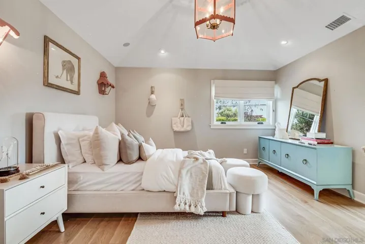 744 Muirlands Vista Way, La Jolla, California 92037