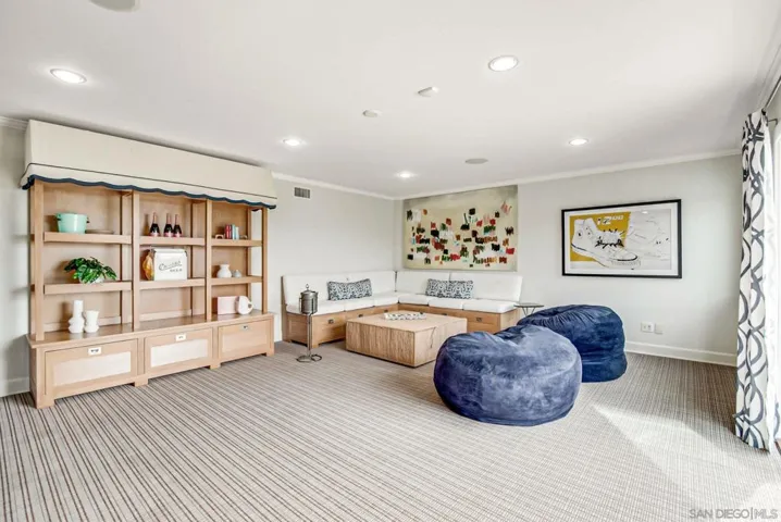 744 Muirlands Vista Way, La Jolla, California 92037