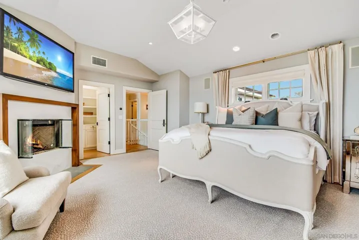 744 Muirlands Vista Way, La Jolla, California 92037