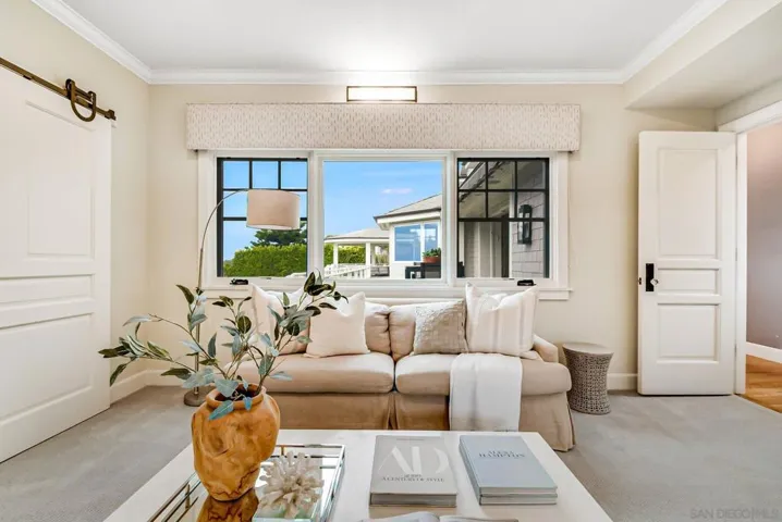 744 Muirlands Vista Way, La Jolla, California 92037