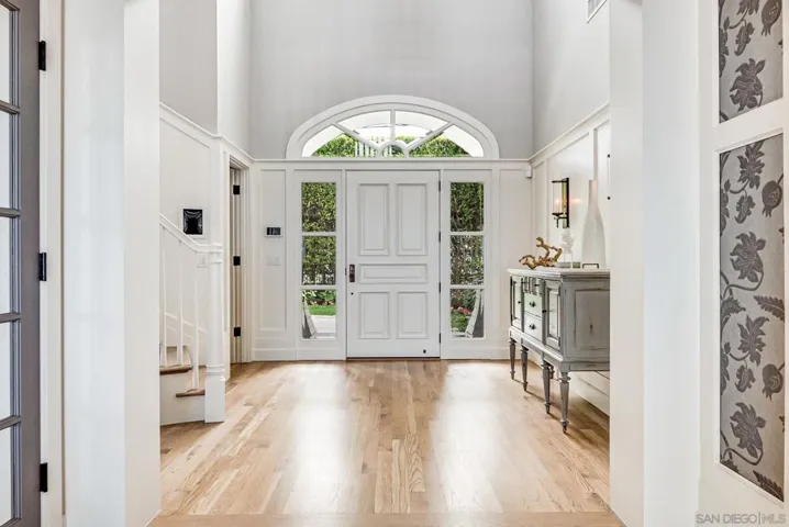 744 Muirlands Vista Way, La Jolla, California 92037