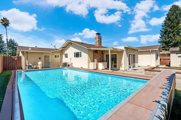 8420 Diane Court, Gilroy, California 95020