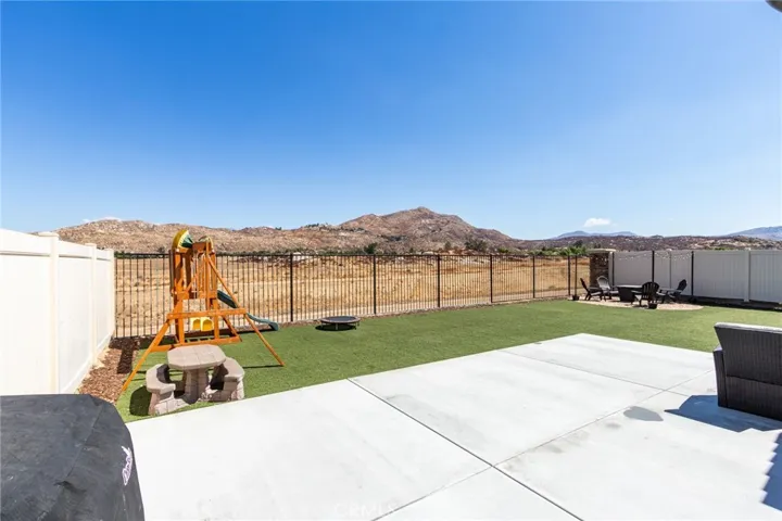 3194 Stargazer Street, Hemet, California 92543