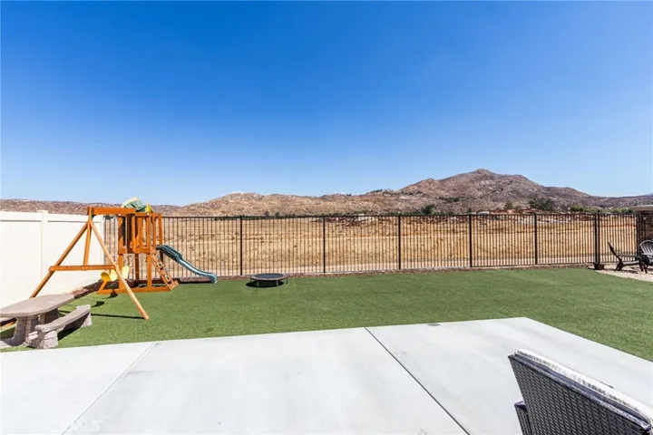 3194 Stargazer Street, Hemet, California 92543