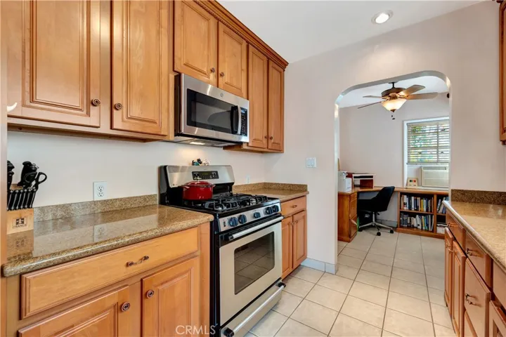 3733 Rose Avenue, Long Beach, California 90807