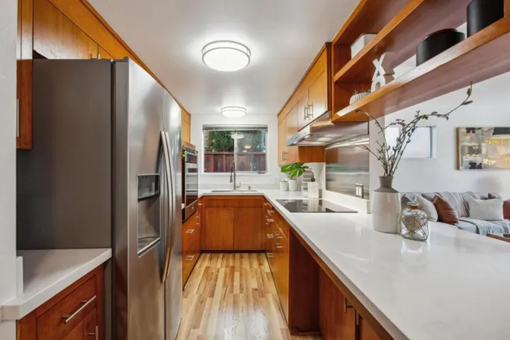 131 Hawthorne Avenue F, Palo Alto, California 94301