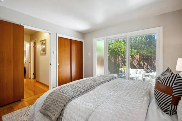131 Hawthorne Avenue F, Palo Alto, California 94301