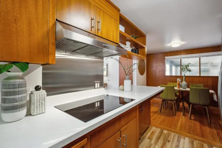 131 Hawthorne Avenue F, Palo Alto, California 94301