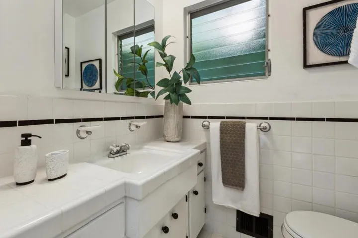 131 Hawthorne Avenue F, Palo Alto, California 94301
