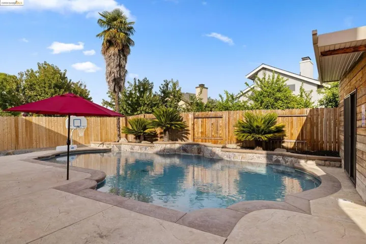 8305 Story Ridge Way, Antelope, California 95843