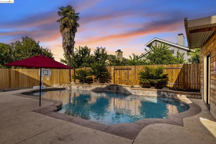 8305 Story Ridge Way, Antelope, California 95843