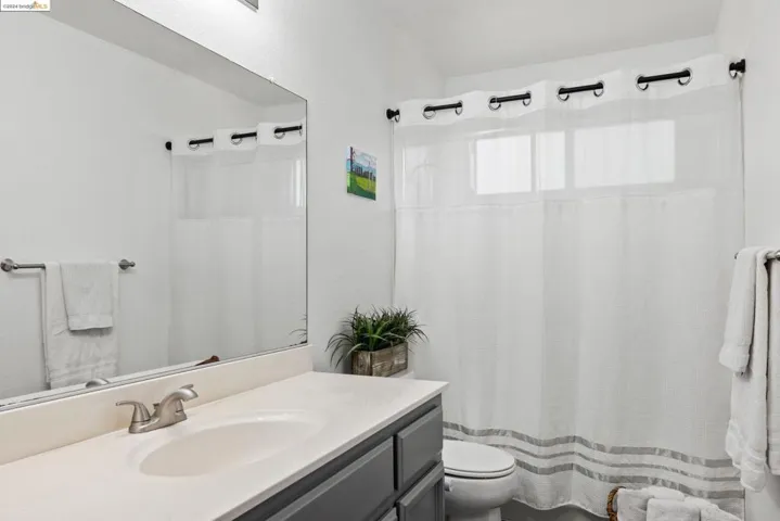 8305 Story Ridge Way, Antelope, California 95843