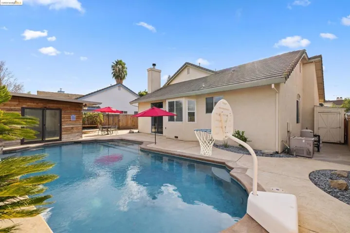 8305 Story Ridge Way, Antelope, California 95843