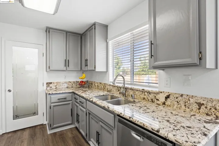 8305 Story Ridge Way, Antelope, California 95843