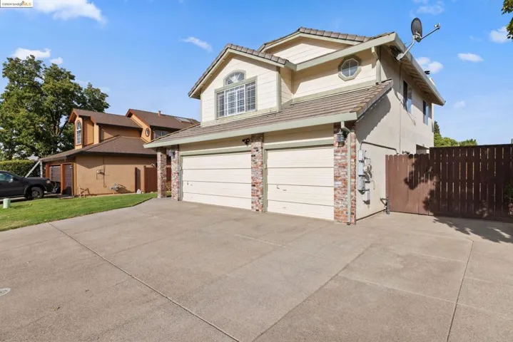 8305 Story Ridge Way, Antelope, California 95843