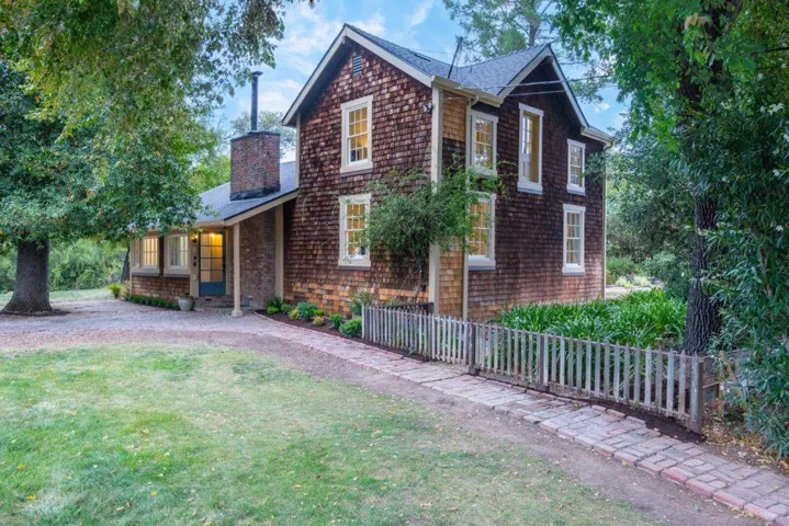 4815 Hecker Pass Road, Gilroy, California 95020