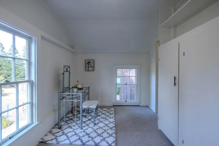 4815 Hecker Pass Road, Gilroy, California 95020