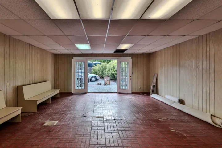 4815 Hecker Pass Road, Gilroy, California 95020