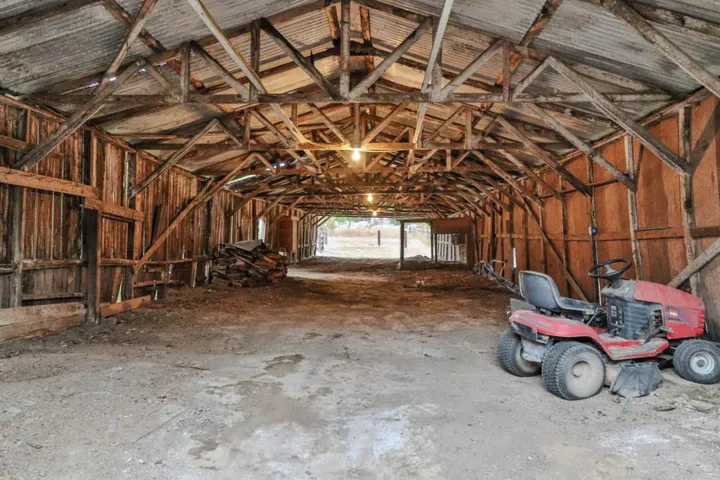4815 Hecker Pass Road, Gilroy, California 95020