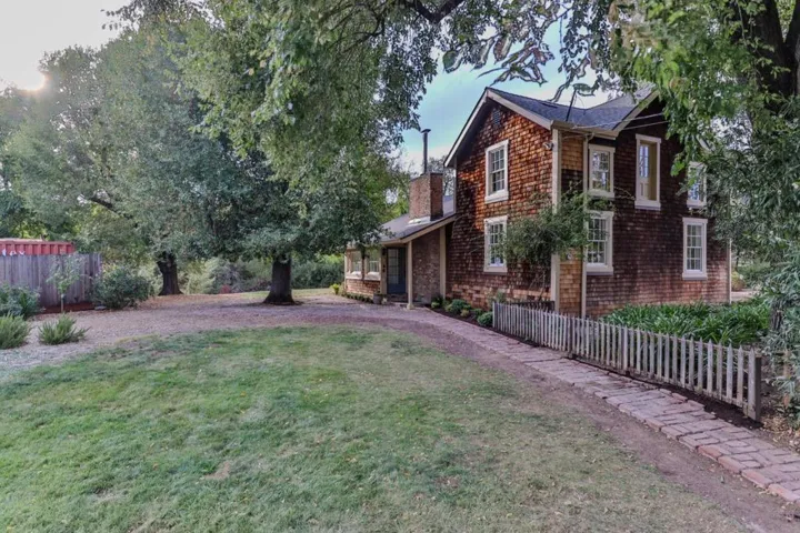 4815 Hecker Pass Road, Gilroy, California 95020