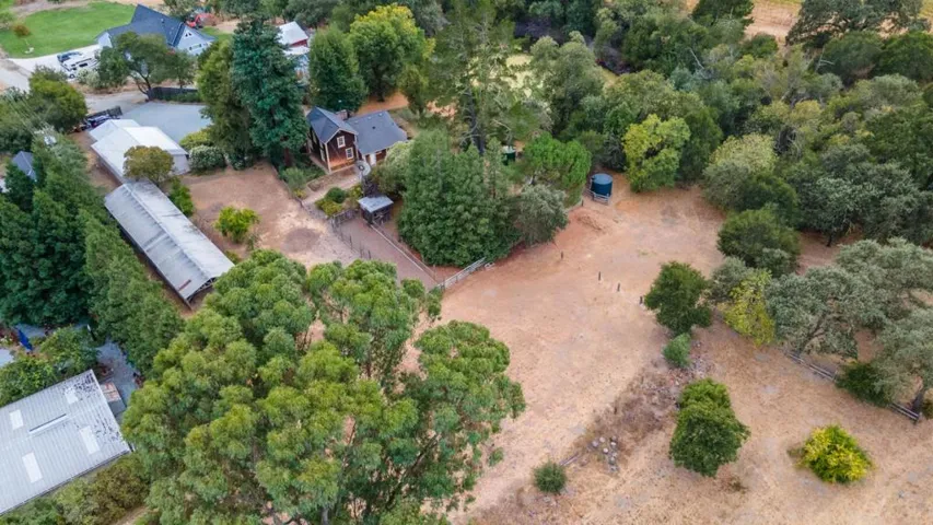 4815 Hecker Pass Road, Gilroy, California 95020