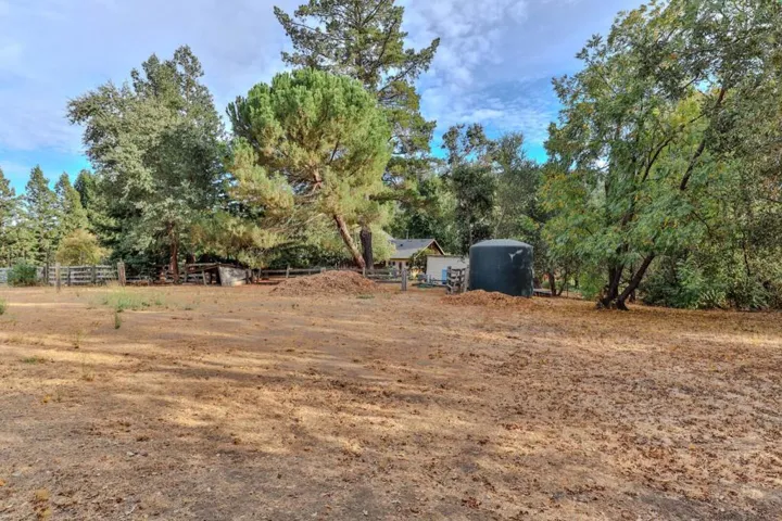 4815 Hecker Pass Road, Gilroy, California 95020