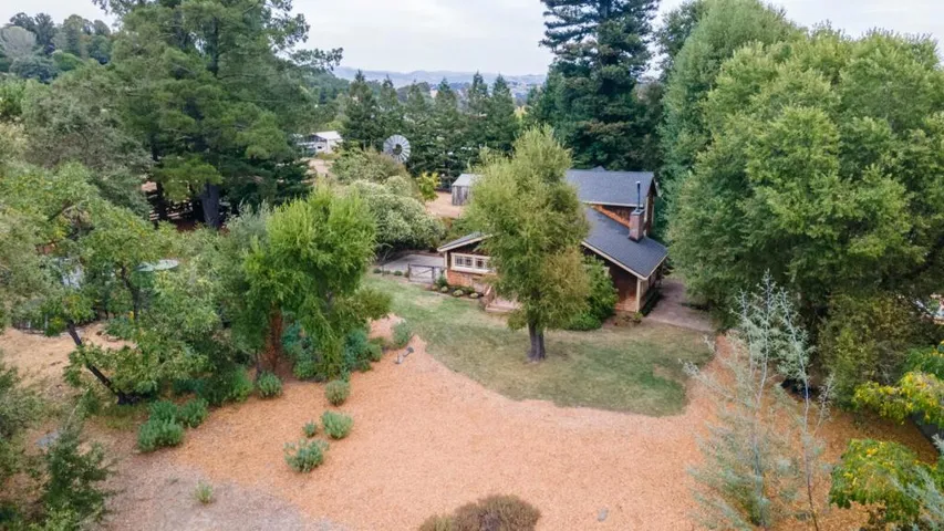 4815 Hecker Pass Road, Gilroy, California 95020
