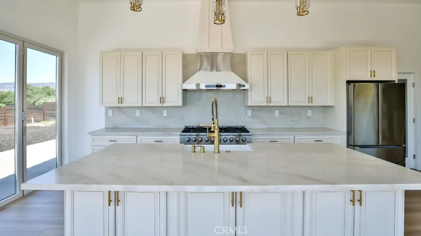 1198 Barbara Drive, Vista, California 92084