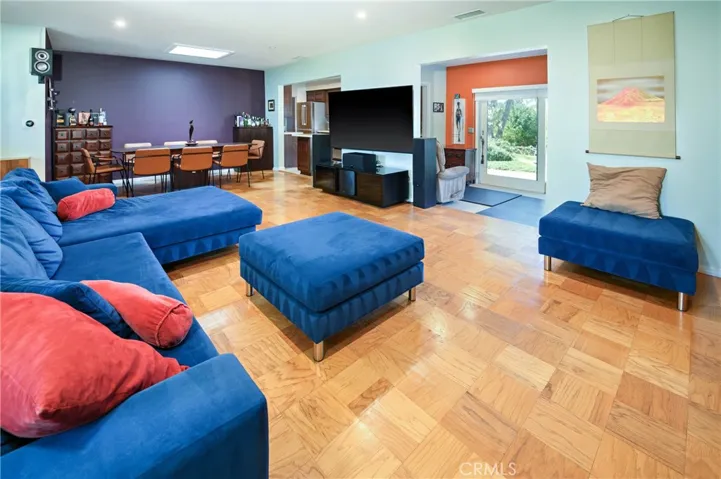 26813 Springcreek Road, Rancho Palos Verdes, California 90275
