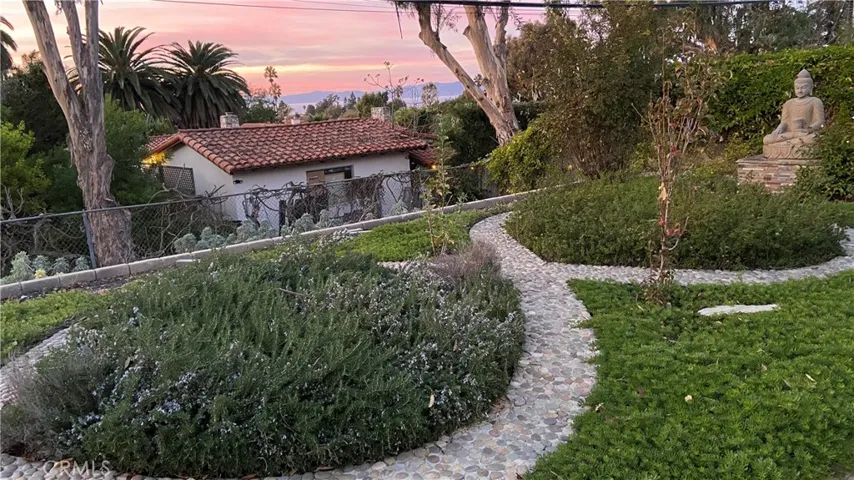 26813 Springcreek Road, Rancho Palos Verdes, California 90275