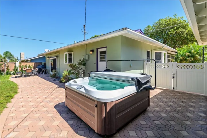 26813 Springcreek Road, Rancho Palos Verdes, California 90275