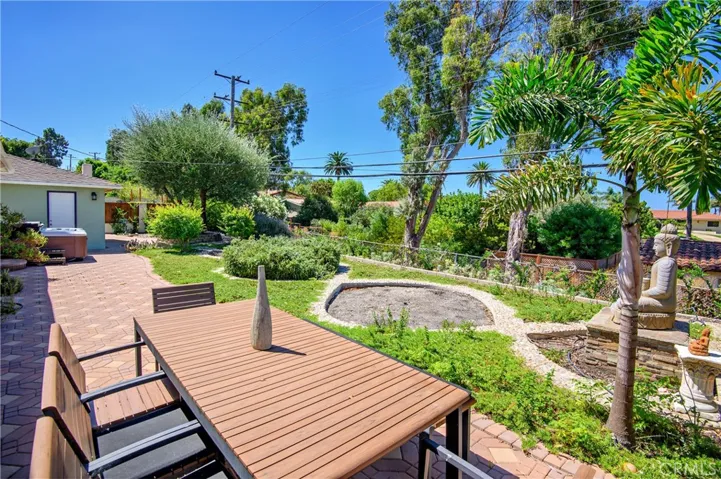 26813 Springcreek Road, Rancho Palos Verdes, California 90275