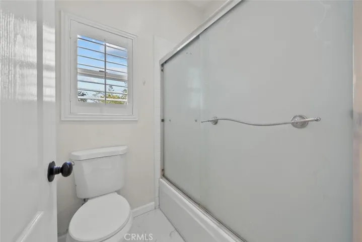 23536 Summerglen Place, Valencia, California 91354
