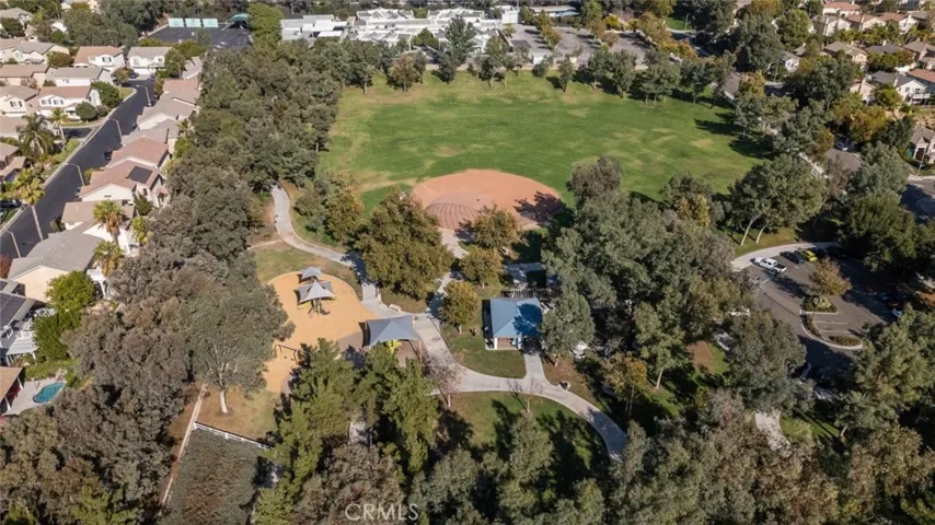 23536 Summerglen Place, Valencia, California 91354