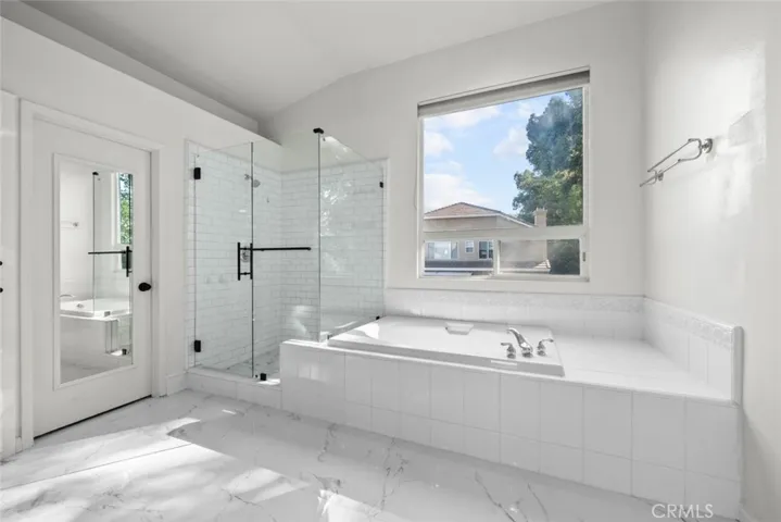 23536 Summerglen Place, Valencia, California 91354