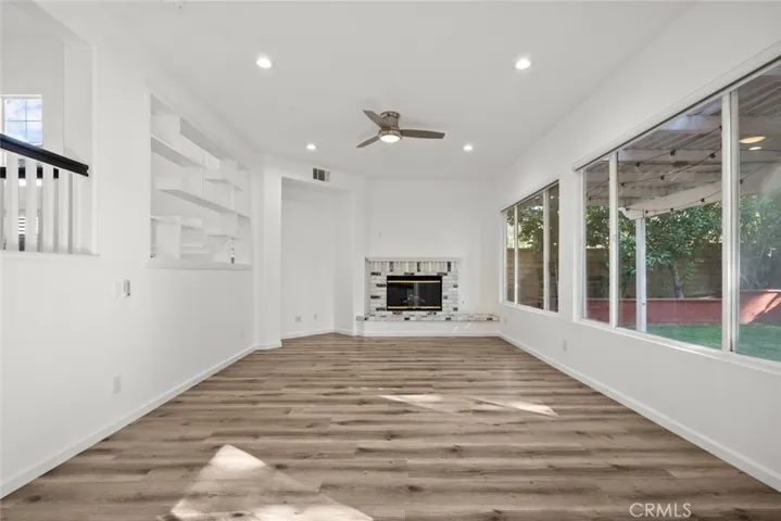 23536 Summerglen Place, Valencia, California 91354